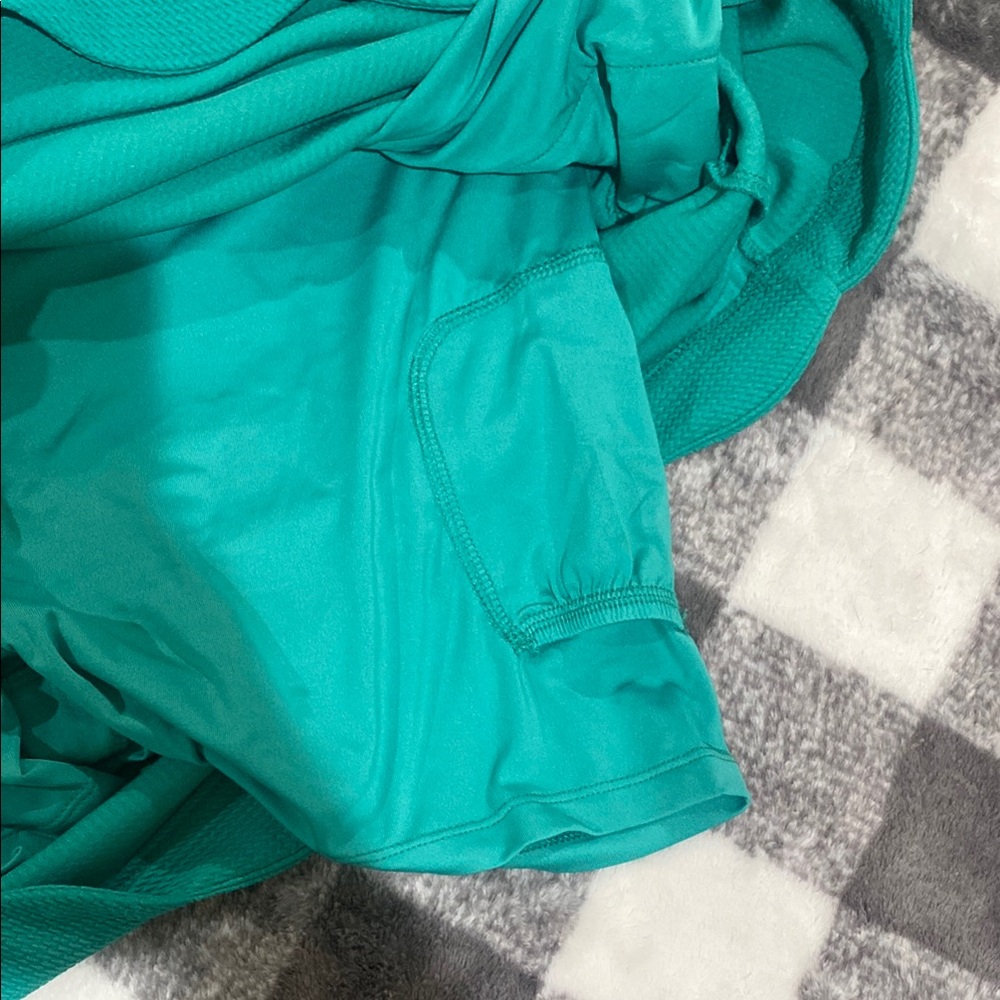 Athletic Set - Picture 6 of 9